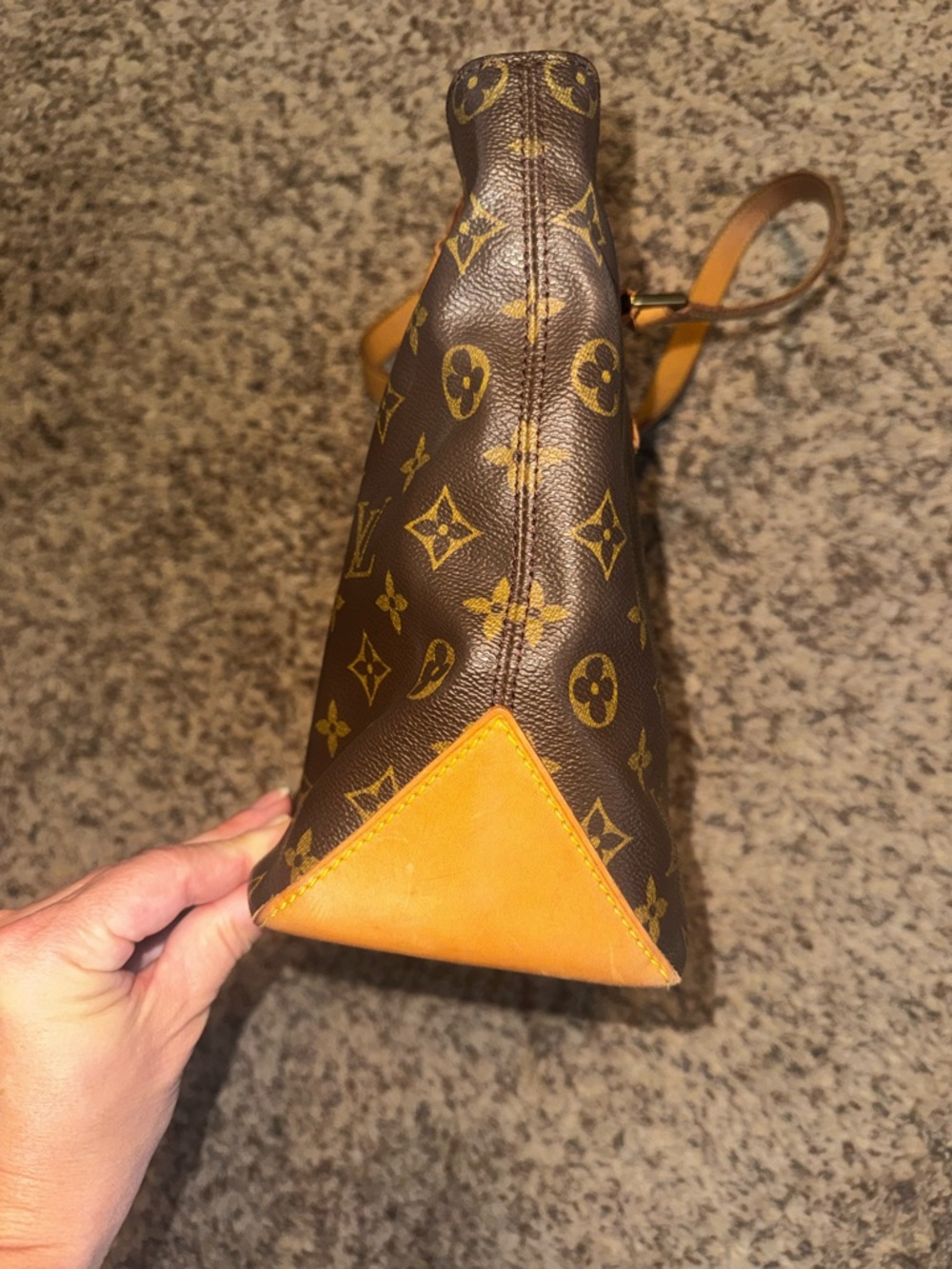 Louis Vuitton Monogram Canvas Shoulder Tote with Vachetta Straps - Picture 4 of 11